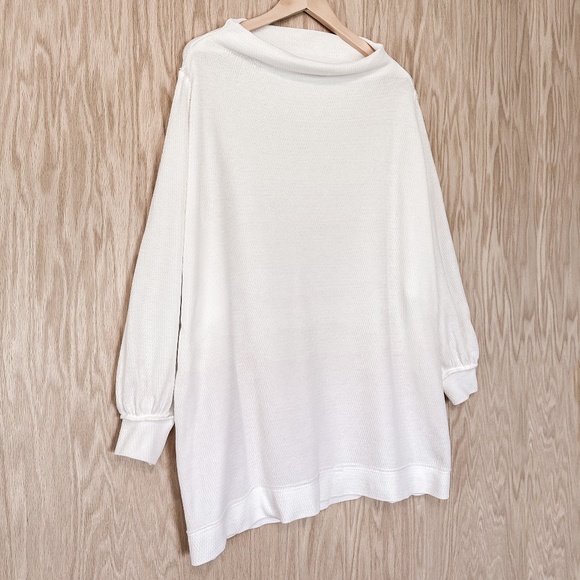 Free People Oversized Waffle Knit Thermal Long Sleeve Tunic Top - Picture 3 of 6